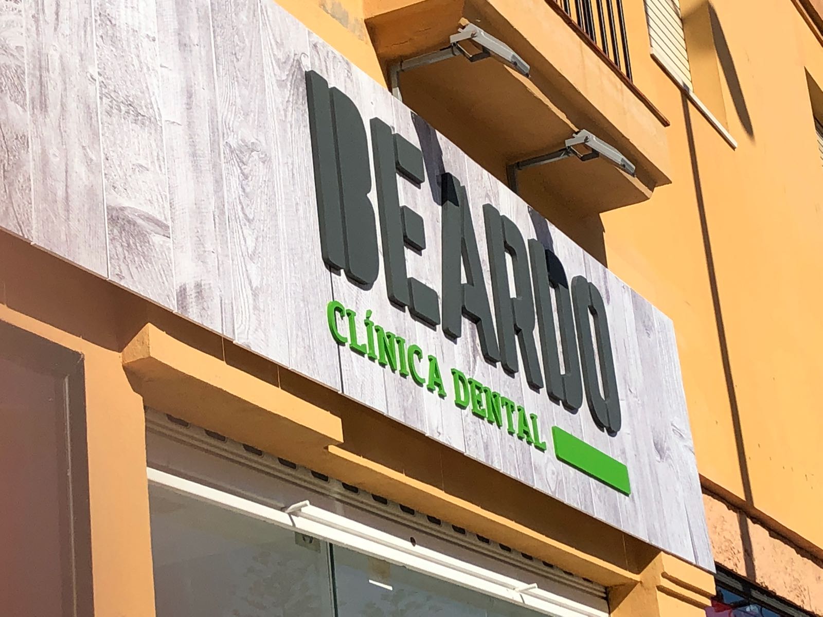 rotulo-corporeo-beardo2