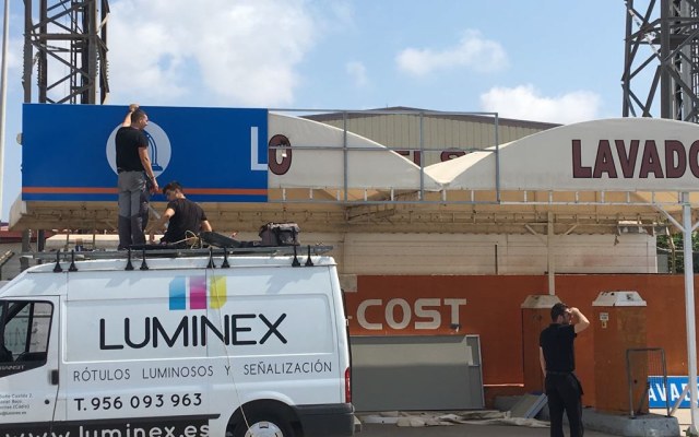 rotulo-corporeo-fueling-wash3